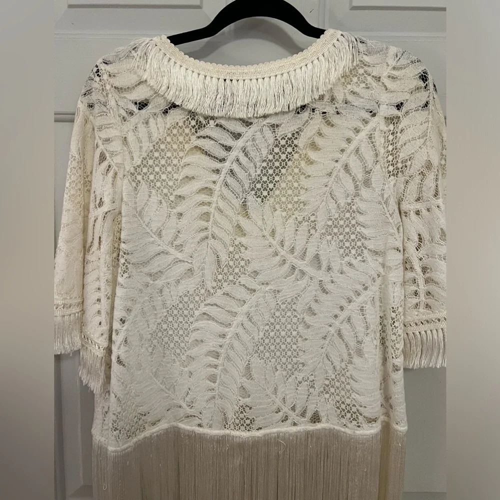 White Fringe Top size M - Picture 5 of 9